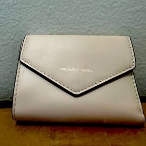 Michael Kors Envelope tri-fold wallet NWT